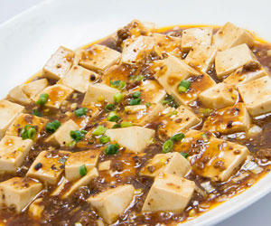 麻婆豆腐(2～3名様分) Szechwan Style Spicy Tofu *2 ～ 3 helpings